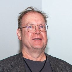 Dr. Stefan Wolf
