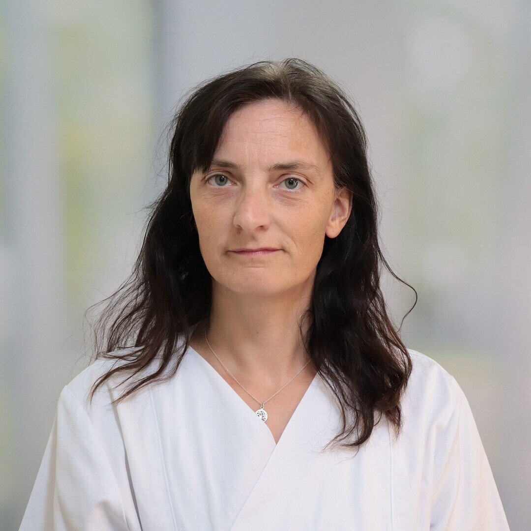  Irene Hiob